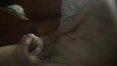 Snapshot of slienthear83 chatting on 01/11/25, 08:00 slienthear83 online show from 01/11/25, 08:00