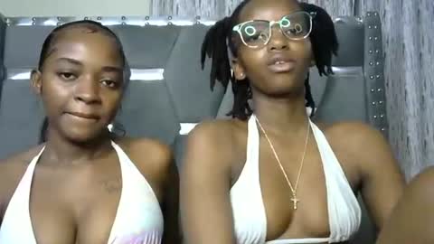 cutie online show from 09/29/25, 12:21