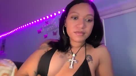 Snapshot of slim_citygurl chatting on 01/25/25, 10:29 Slim citygurl online show from 01/25/25, 10:29