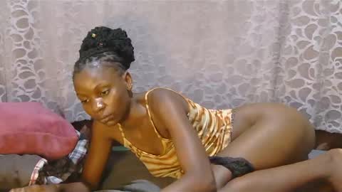 Snapshot of slim_girl01 chatting on 02/06/25, 05:09 slim_girl01 online show from 02/06/25, 05:09