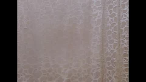 Snapshot of slim_girl01 chatting on 09/14/25, 04:06 slim_girl01 online show from 09/14/25, 04:06