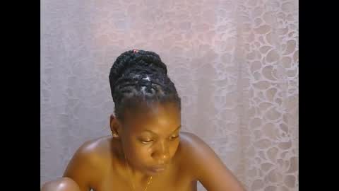 Snapshot of slim_girl01 chatting on 09/29/25, 09:03 slim_girl01 online show from 09/29/25, 09:03