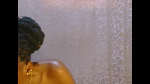 Snapshot of slim_girl01 chatting on 10/04/25, 07:50 slim_girl01 online show from 10/04/25, 07:50