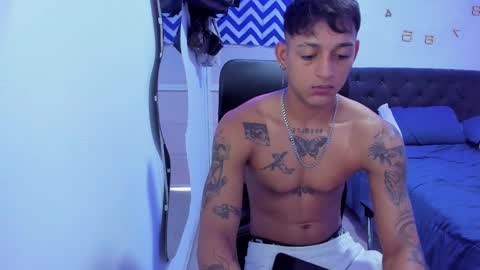 slim_master12 online show from 12/30/24, 05:44