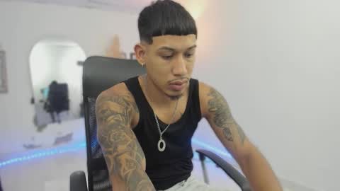 slim_master12 online show from 01/16/26, 11:42