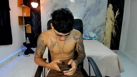 Snapshot of slim_master12 chatting on 04/19/26, 02:16 slim_master12 online show from 04/19/26, 02:16