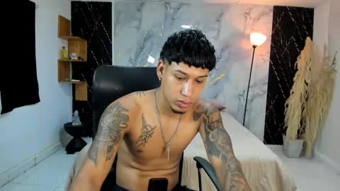 Snapshot of slim_master12 chatting on 05/05/26, 11:46 slim_master12 online show from 05/05/26, 11:46