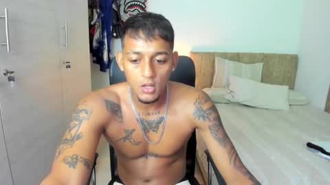 Snapshot of slim_master12 chatting on 05/09/26, 11:21 slim_master12 online show from 05/09/26, 11:21