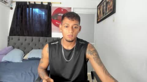 Snapshot of slim_master12 chatting on 05/15/26, 10:06 slim_master12 online show from 05/15/26, 10:06