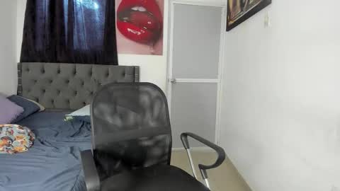 Snapshot of slim_master12 chatting on 05/27/26, 08:39 slim_master12 online show from 05/27/26, 08:39