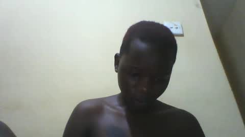 slim_petite_ebony online show from 01/22/25, 10:37