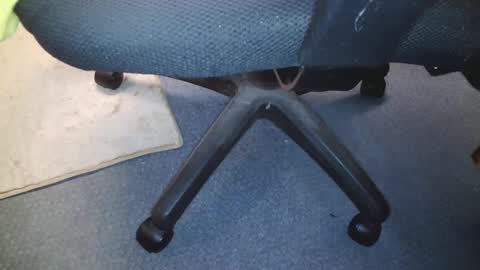 Snapshot of slimandnasty1o7 chatting on 12/04/24, 09:57 slimandnasty1o7 online show from 12/04/24, 09:57