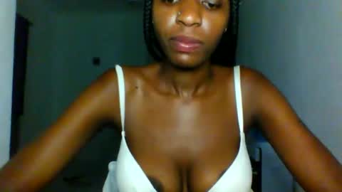 slimandthick1 online show from 04/02/26, 07:55