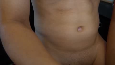 Snapshot of slimfitloverboi chatting on 12/28/24, 01:08 slimfitloverboi online show from 12/28/24, 01:08