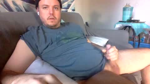 Snapshot of slimjim2090 chatting on 01/27/25, 03:39 slimjim2090 online show from 01/27/25, 03:39