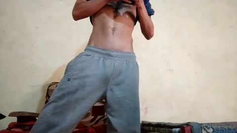 Snapshot of slimshaddyxx chatting on 12/31/24, 05:44 Prince online show from 12/31/24, 05:44