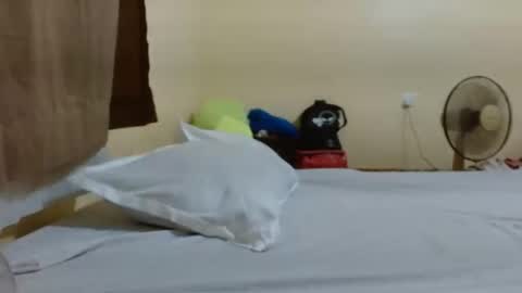 Snapshot of slimshadey2025 chatting on 02/28/25, 01:58 slimshadey online show from 02/28/25, 01:58