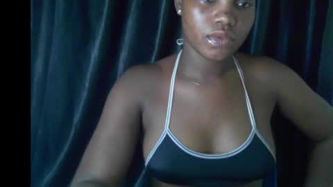 Snapshot of slimthick_tinah chatting on 03/01/26, 12:51 TINA online show from 03/01/26, 12:51