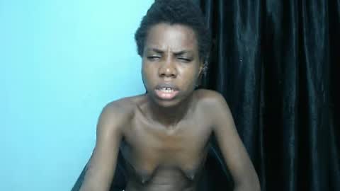 Snapshot of slimzyxdoll chatting on 03/05/25, 08:43 slimzyxdoll online show from 03/05/25, 08:43