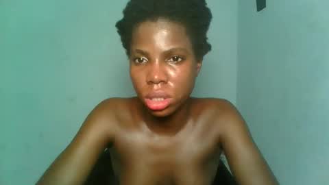 Snapshot of slimzyxdoll chatting on 10/13/25, 09:59 slimzyxdoll online show from 10/13/25, 09:59