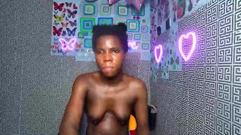 Snapshot of slimzyxdoll chatting on 10/26/25, 10:58 slimzyxdoll online show from 10/26/25, 10:58