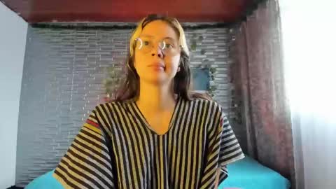 slone03 online show from 11/09/25, 03:32