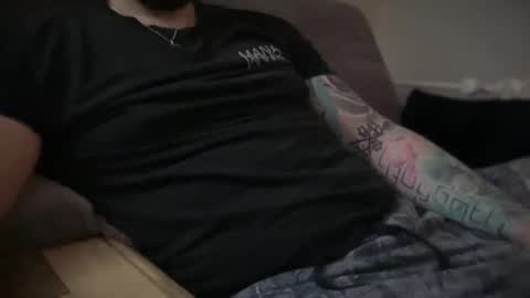 just chillin online show from 10/18/25, 07:03