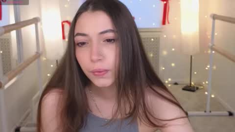 Emilia online show from 01/17/26, 12:21