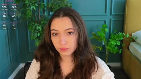 Emilia online show from 04/09/26, 12:10