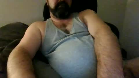 Snapshot of slumrville chatting on 10/27/25, 02:04 slumrville online show from 10/27/25, 02:04