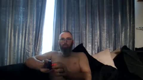 Snapshot of slutfucker20 chatting on 04/18/26, 07:01 slutfucker20 online show from 04/18/26, 07:01
