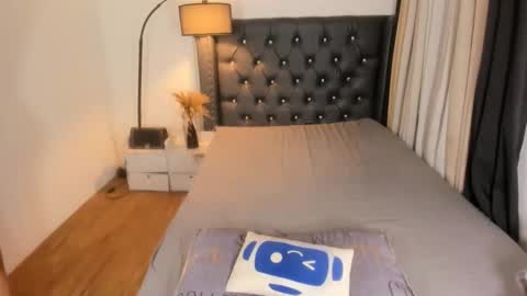 Snapshot of sluthotcummer69x chatting on 02/18/25, 07:52 EMPRESS GODDESS KRISTINE online show from 02/18/25, 07:52