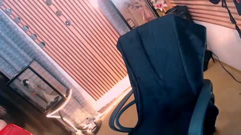 Snapshot of sluthotcummer69x chatting on 02/01/26, 02:54 EMPRESS GODDESS KRISTINE online show from 02/01/26, 02:54