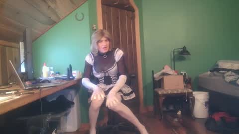Snapshot of slutjennifertransxx chatting on 09/14/25, 02:00 slutjennifertransxx online show from 09/14/25, 02:00