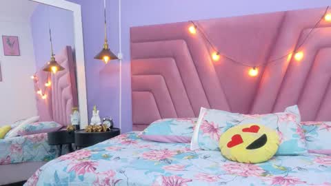 Snapshot of slutlittlecamila chatting on 01/07/26, 02:47 CAMILA online show from 01/07/26, 02:47