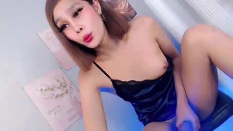 slutnextdoor28 online show from 05/15/26, 02:24
