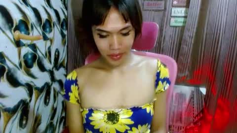 Snapshot of slutqueen_raz chatting on 05/29/26, 09:13 Raz online show from 05/29/26, 09:13