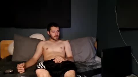 Snapshot of slutsandblunts chatting on 01/12/26, 04:39 slutsandblunts online show from 01/12/26, 04:39