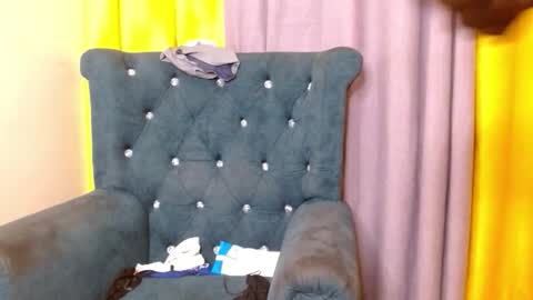 Snapshot of slutty_charmz chatting on 10/23/25, 08:18 Bree online show from 10/23/25, 08:18