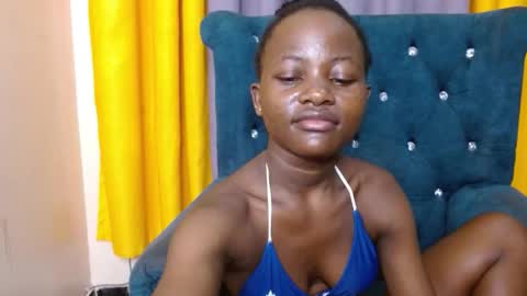 Snapshot of slutty_charmz chatting on 11/13/25, 07:13 Bree online show from 11/13/25, 07:13