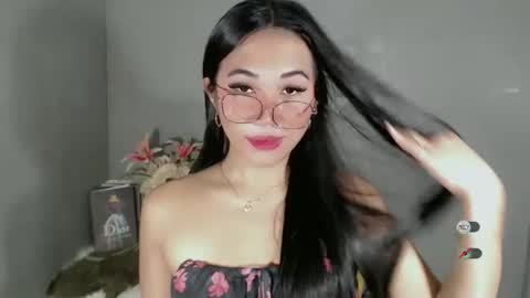 Snapshot of slutty_shanin chatting on 01/09/25, 01:08 SHANIN online show from 01/09/25, 01:08