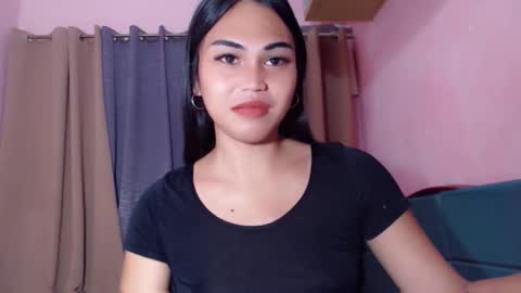 Snapshot of sluttycent chatting on 02/23/26, 12:09 sluttycent online show from 02/23/26, 12:09