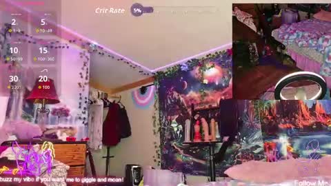 Snapshot of sluttyfrea chatting on 06/26/26, 03:44 Faye online show from 06/26/26, 03:44