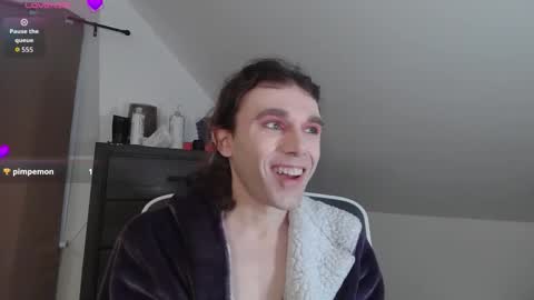 Natsu online show from 11/26/25, 06:20