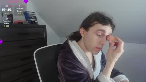 Natsu online show from 03/18/26, 04:10