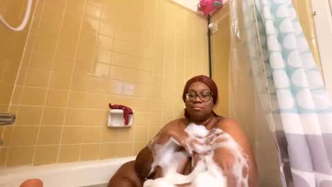 Pooh online show from 02/14/26, 05:32