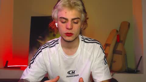 Gus online show from 09/11/25, 10:48