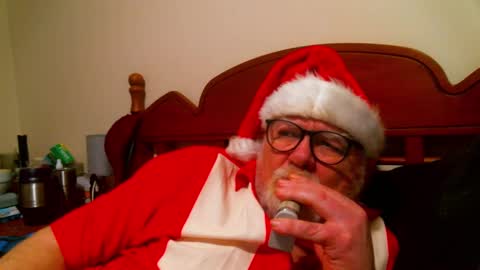 Snapshot of slydevil_sc chatting on 12/24/24, 03:49 Sly online show from 12/24/24, 03:49