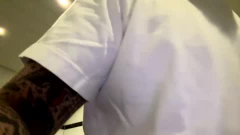 slyse69 online show from 12/18/24, 07:30