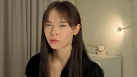 Lily online show from 11/13/25, 01:54